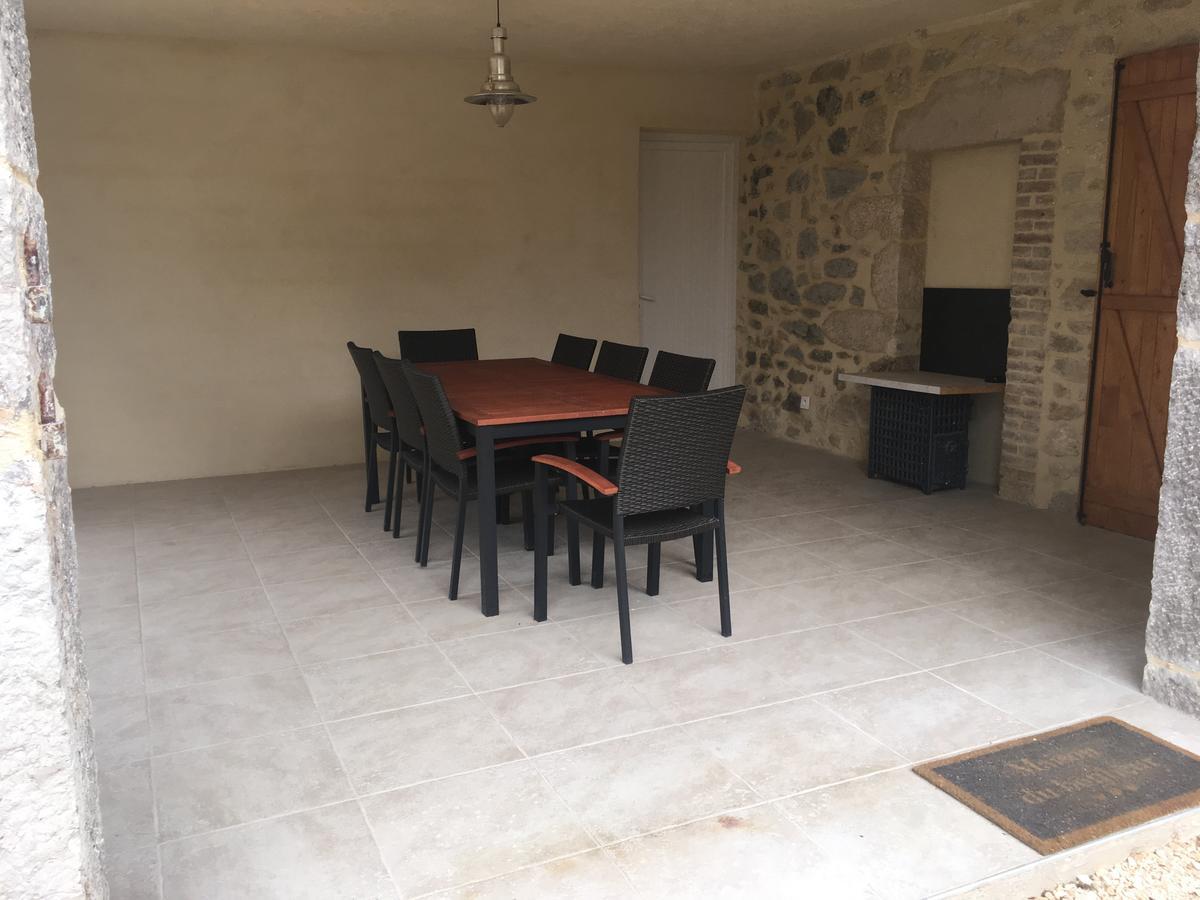 Vallon-Pont-dʼArc La Maison De Salavas מראה חיצוני תמונה